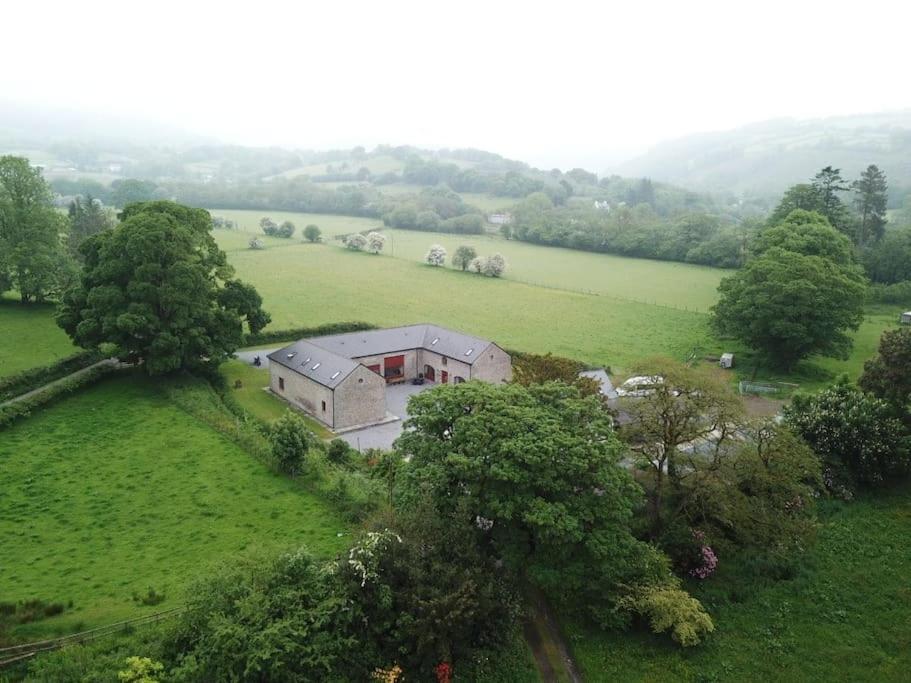 Peregrine Stable Cottage Llandovery Exteriör bild